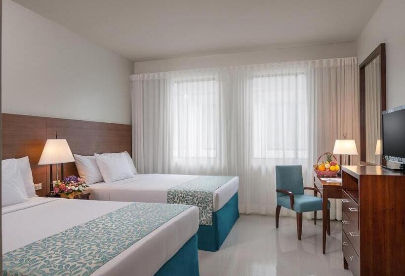 ホテル Holiday Inn & Suites Batangas Limapark, An Ihg