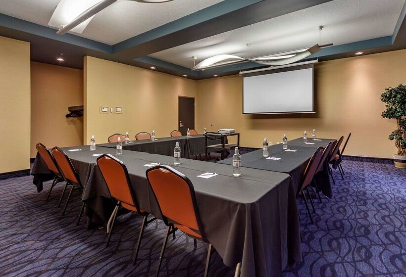 호텔 Best Western Plus The Inn At St Albert