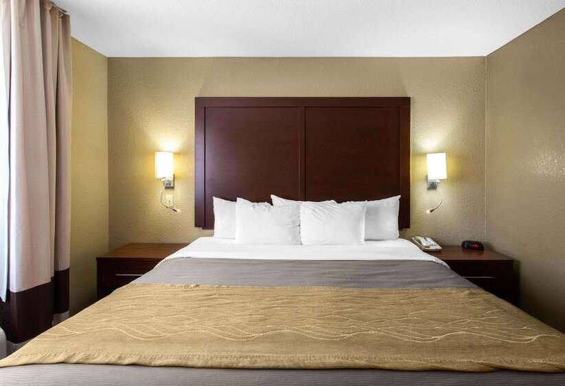 فندق Comfort Inn & Suites