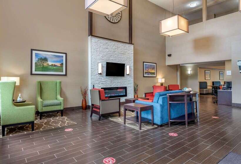 בית מלון כפרי Comfort Suites Auburn Near I69