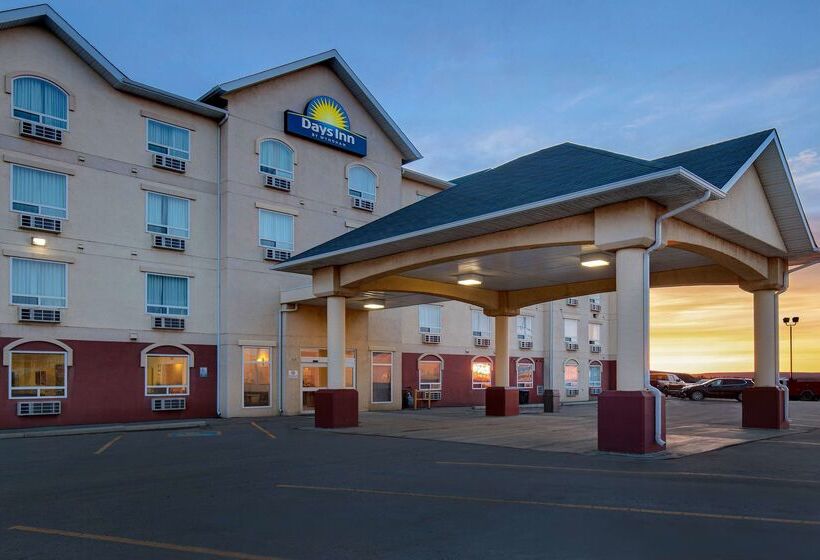 酒店 Days Inn By Wyndham Dawson Creek
