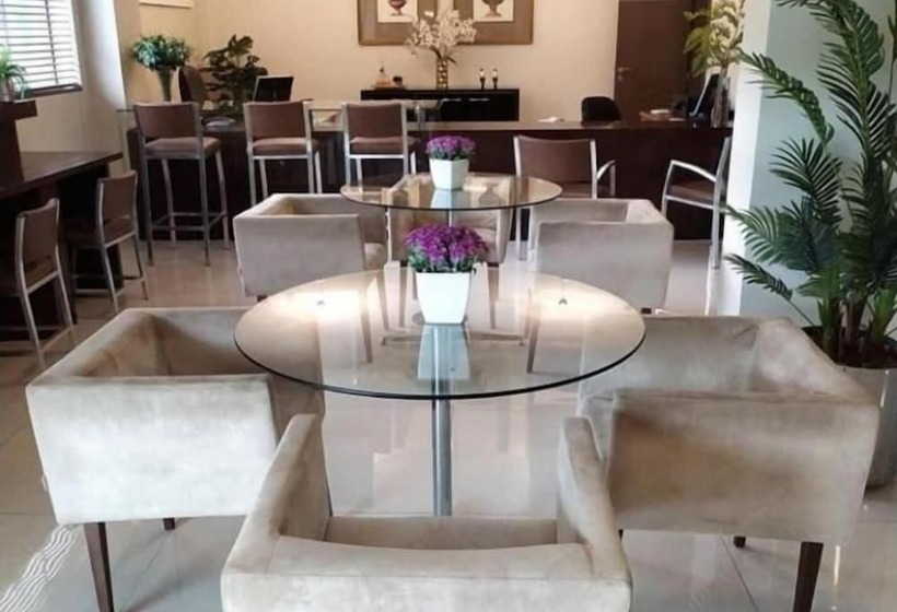 בית מלון כפרי Maximus Business