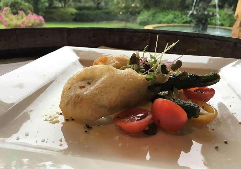 هتل Mercure Hunter Valley Gardens