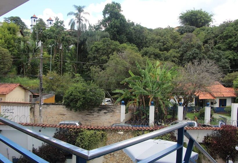 ホテル Pousada Villa Real
