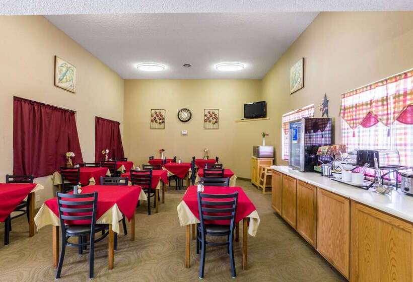 هتل Quality Inn