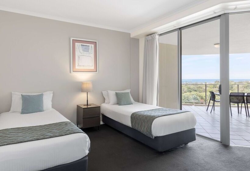 فندق Ramada By Wyndham Marcoola Beach