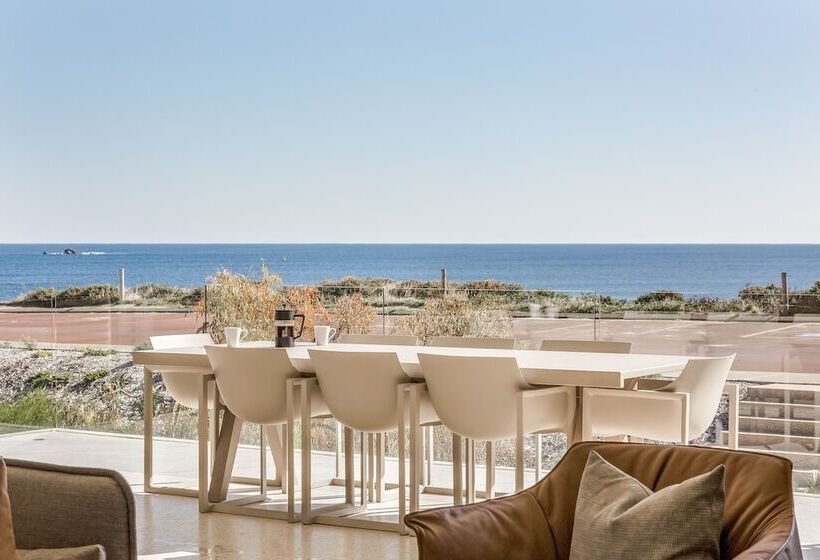 فندق Smiths Beach Resort