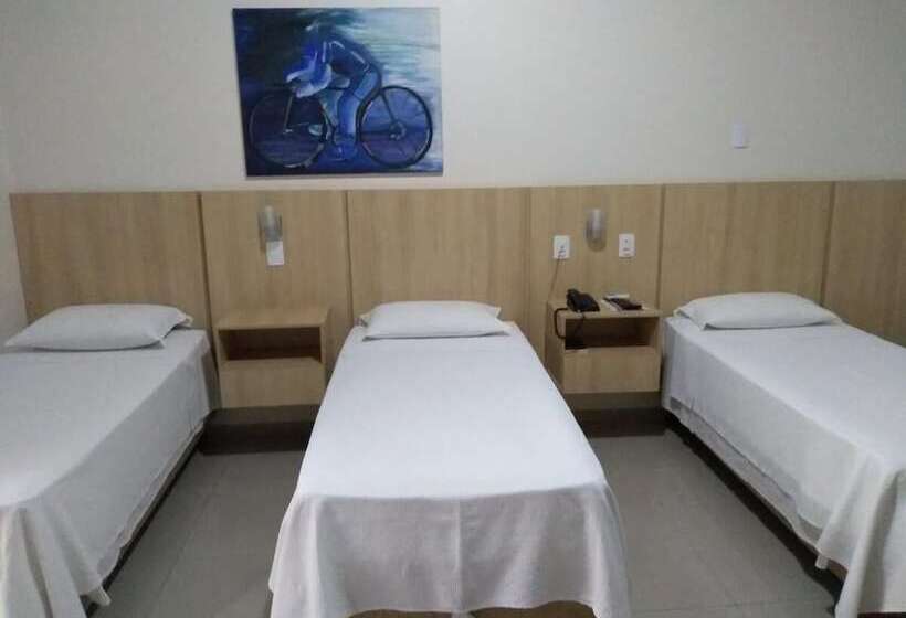 ホテル Victoria Plaza