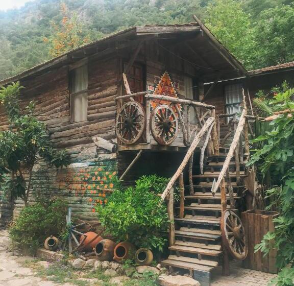 هاستل Kadir S Top Tree Houses