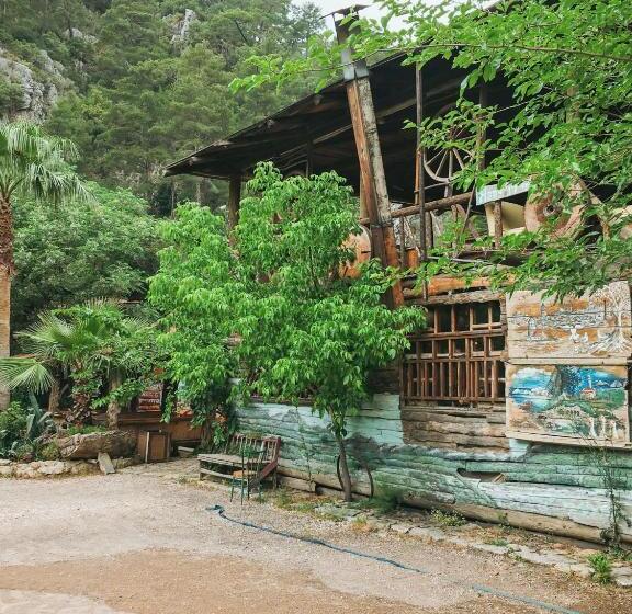 هاستل Kadir S Top Tree Houses