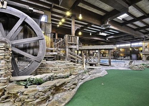 Clarion Hotel & Conference Center