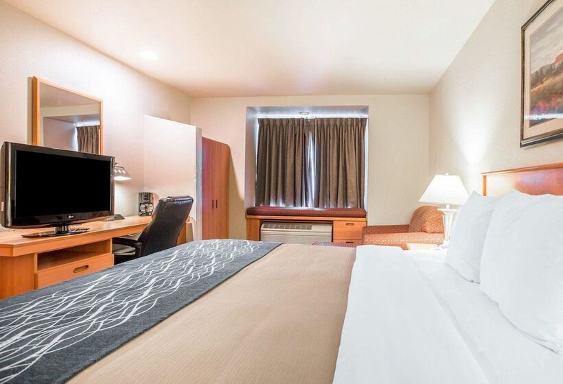 호텔 Comfort Inn & Suites Salinas