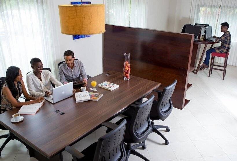 هتل Courtyard By Marriott Paramaribo