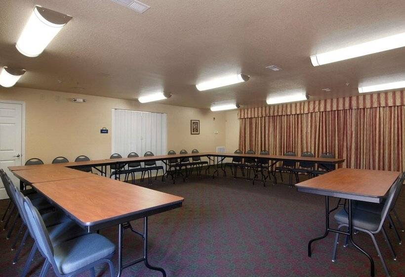 בית מלון כפרי Days Inn By Wyndham Centre