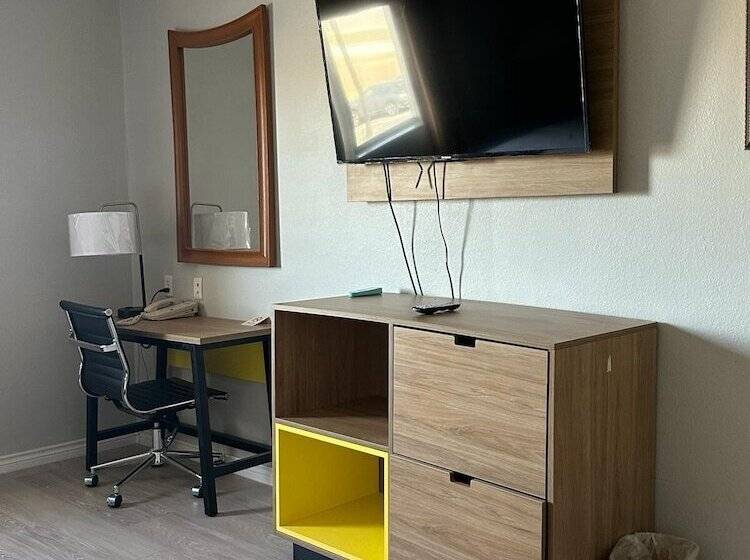 هتل Days Inn By Wyndham Copperas Cove