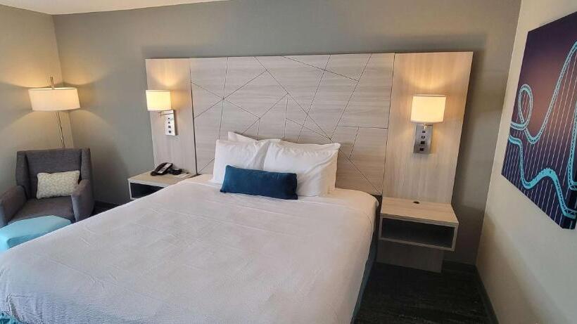 فندق Best Western Doswell