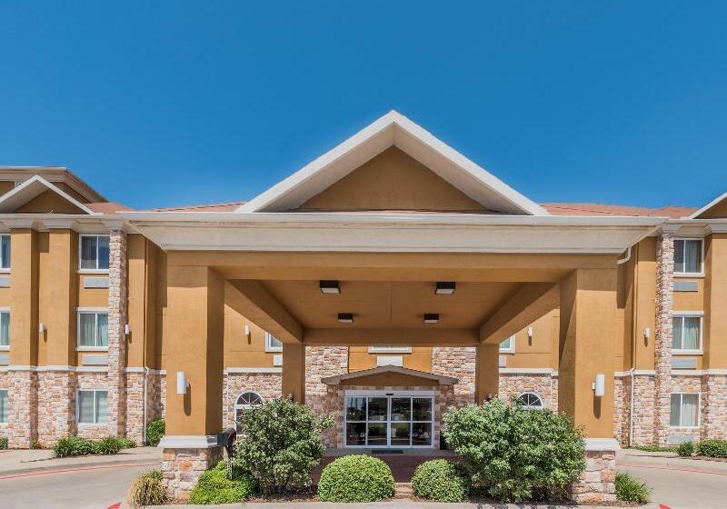 هتل Days Inn & Suites By Wyndham Cleburne Tx
