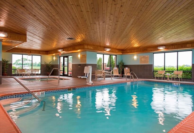 בית מלון כפרי Hampton Inn & Suites Crawfordsville