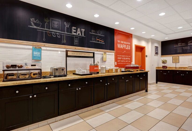 בית מלון כפרי Hampton Inn & Suites San Luis Obispo