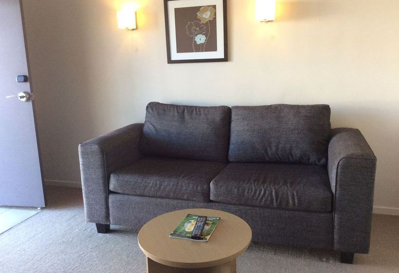 בית מלון כפרי Lake Rotorua