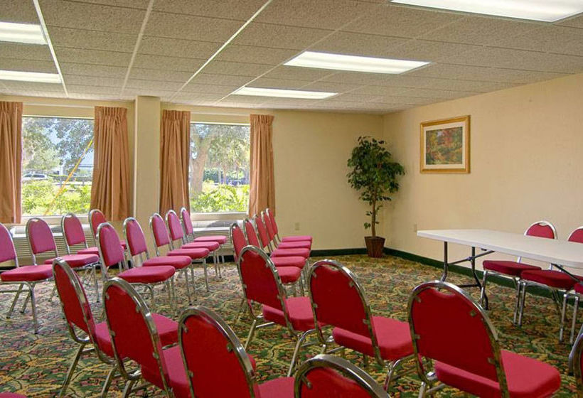 فندق Regency Inn and Suites