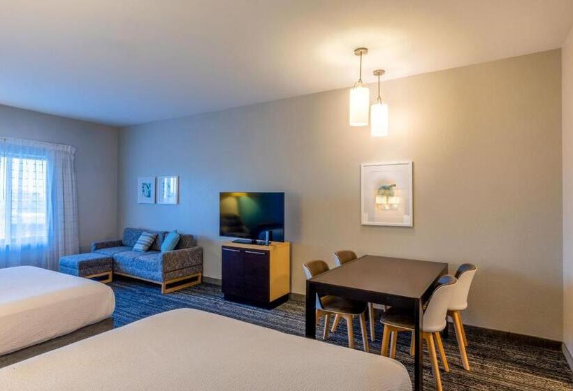 בית מלון כפרי Towneplace Suites Dallas Desoto