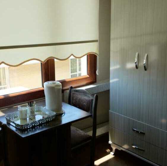 هتل Wallabies Aquaduct