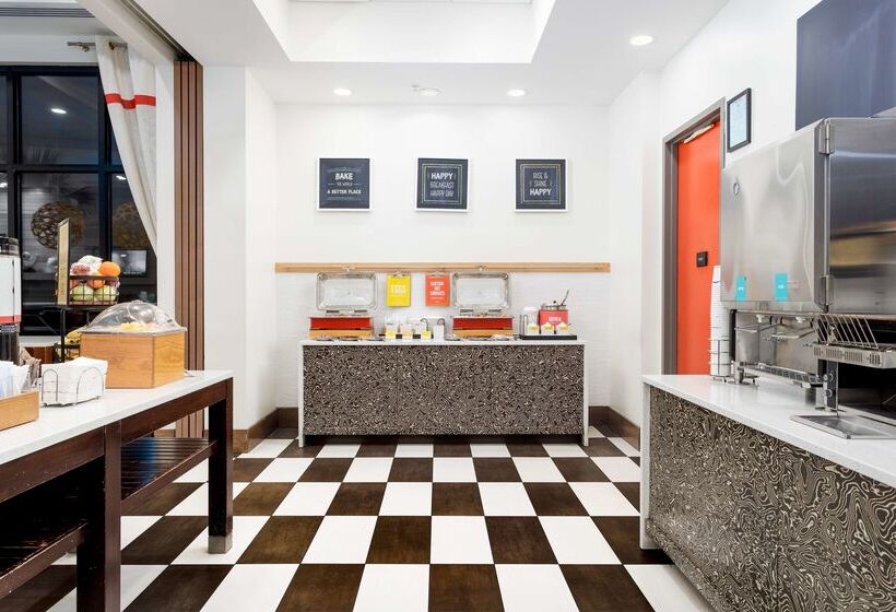 Hampton Inn & Suites Orange Beach/gulf Front