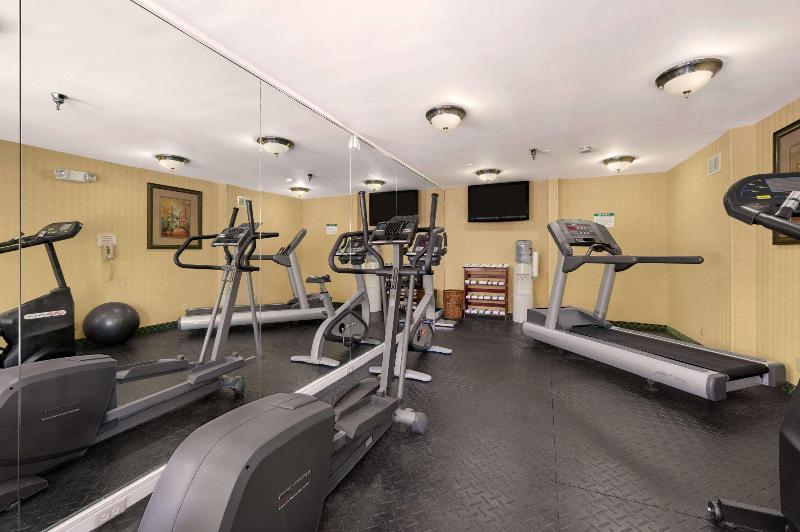 فندق Baymont By Wyndham Gainesville I75