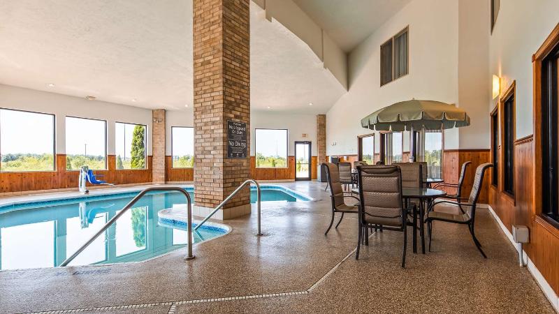 فندق Best Western Plus Howe Inn