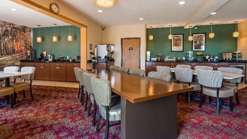 فندق Best Western Plus Howe Inn