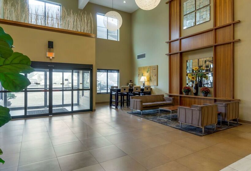 فندق Best Western Plus Lacey Inn & Suites