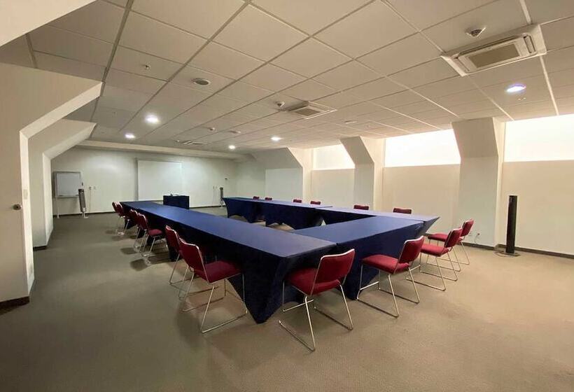 ホテル MX Forum Buenavista