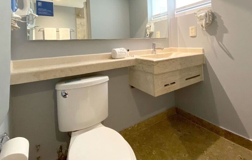 ホテル MX Forum Buenavista