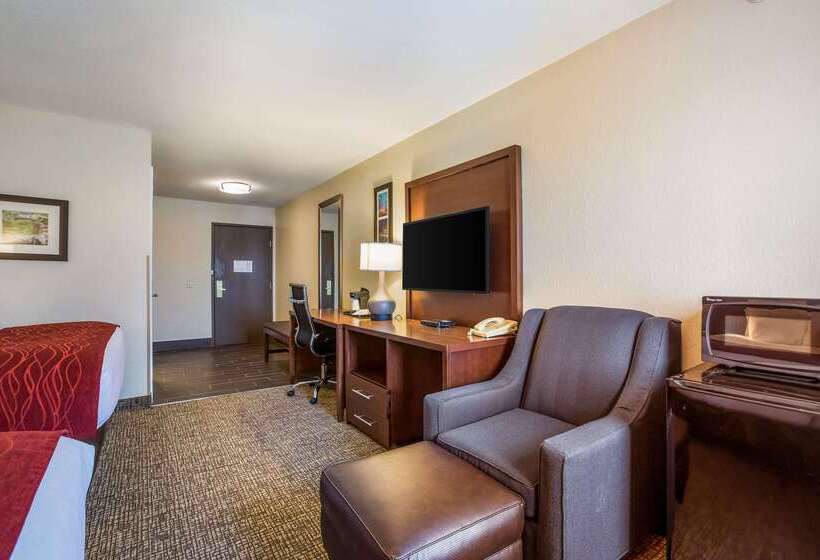 호텔 Comfort Inn & Suites Fairborn Near Wright Patterson Afb