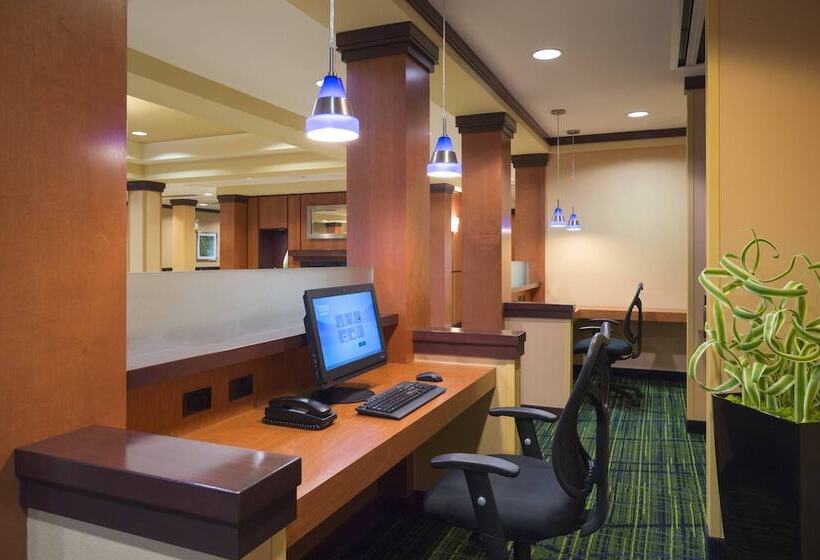 호텔 Fairfield Inn & Suites Huntingdon Raystown Lake