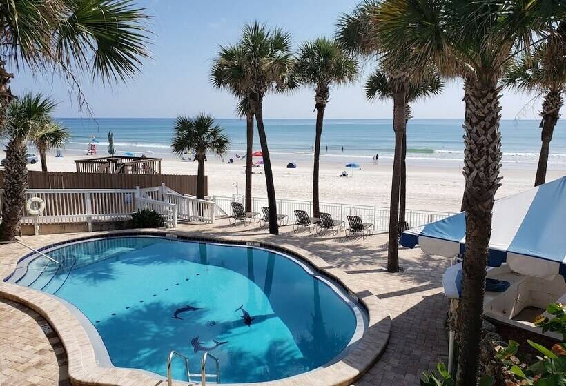 فندق Flamingo Inn Beachfront