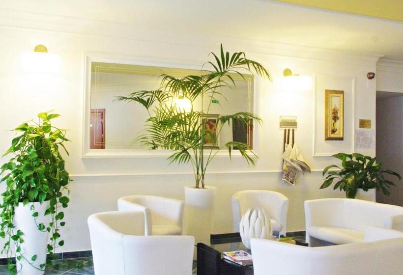 Grand Hotel La Playa