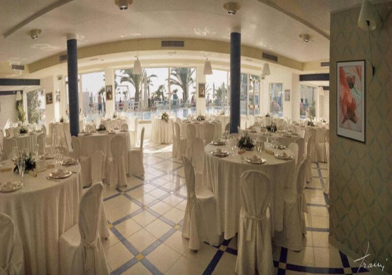 Grand Hotel La Playa