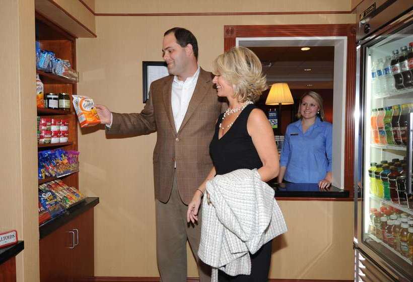 בית מלון כפרי Hampton Inn & Suites Lanett West Point