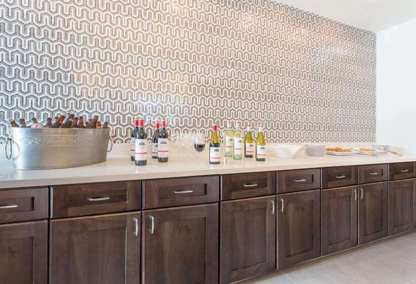 בית מלון כפרי Hawthorn Suites By Wyndham Livermore