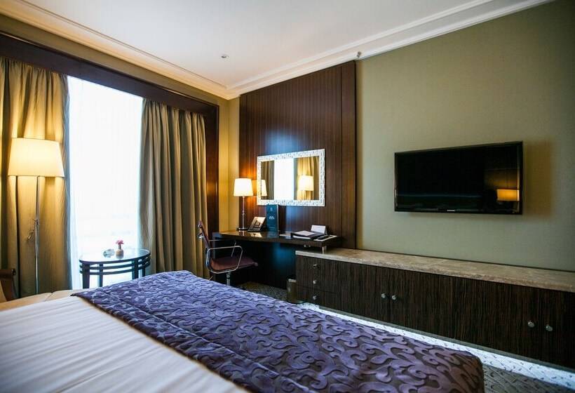 فندق Kharkiv Palace