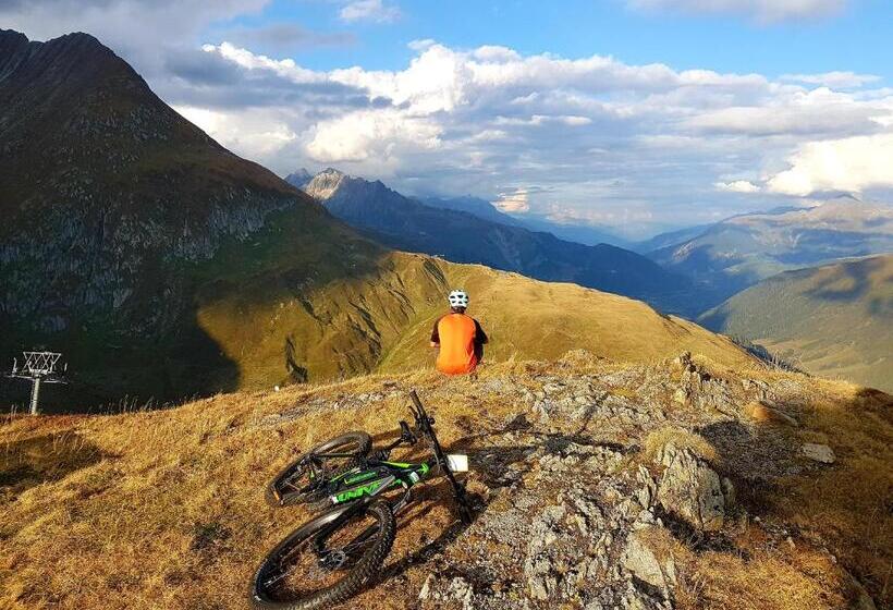 ホテル Krüzli   Dapi 1914