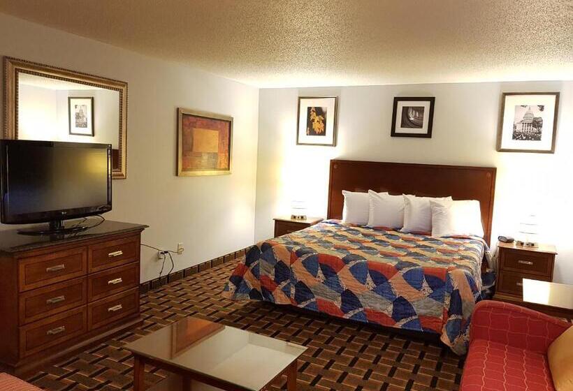 ホテル Le Mars Inn And Suites