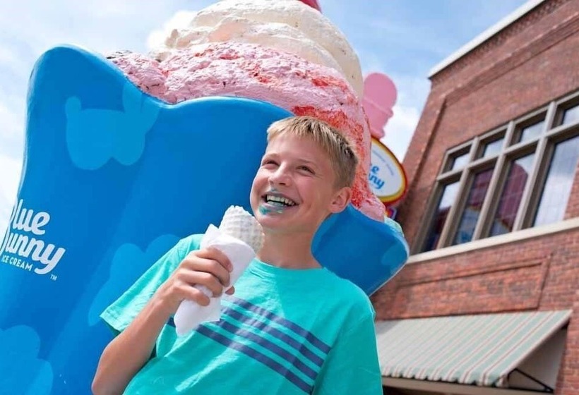 ホテル Le Mars Inn And Suites