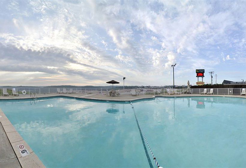 ホテル Quality Inn Lake Of The Ozarks
