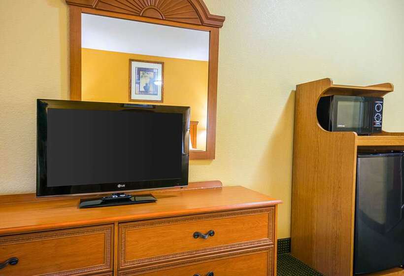 فندق Quality Inn & Suites Franklin