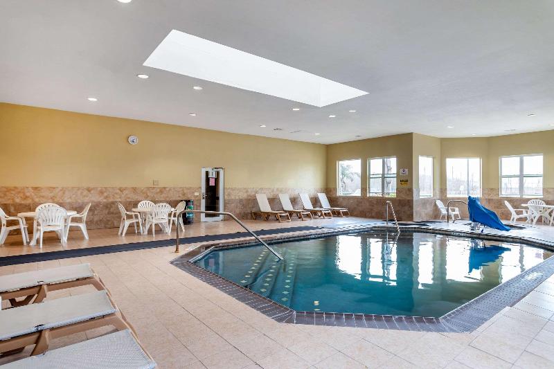 בית מלון כפרי Sonesta Essential La Porte