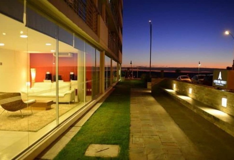 Real Colonia Hotel & Suites