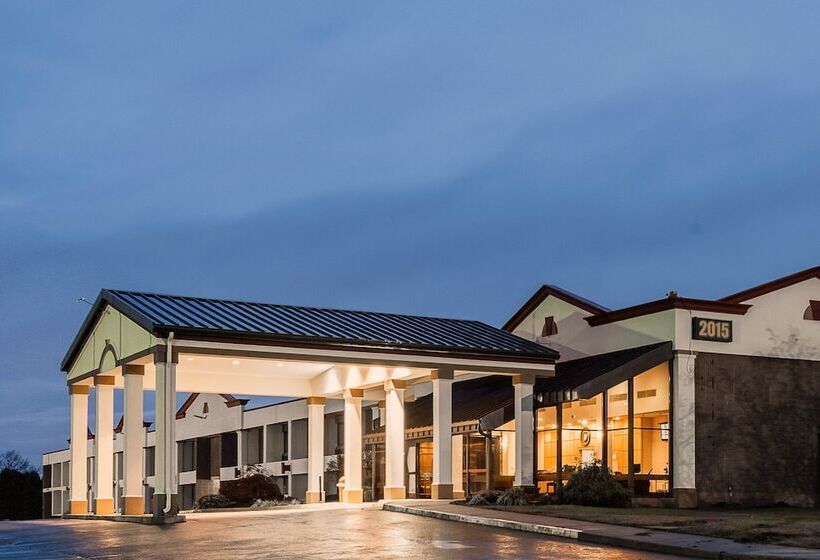 בית מלון כפרי Red Roof Inn & Suites Mt Holly  Mcguire Afb